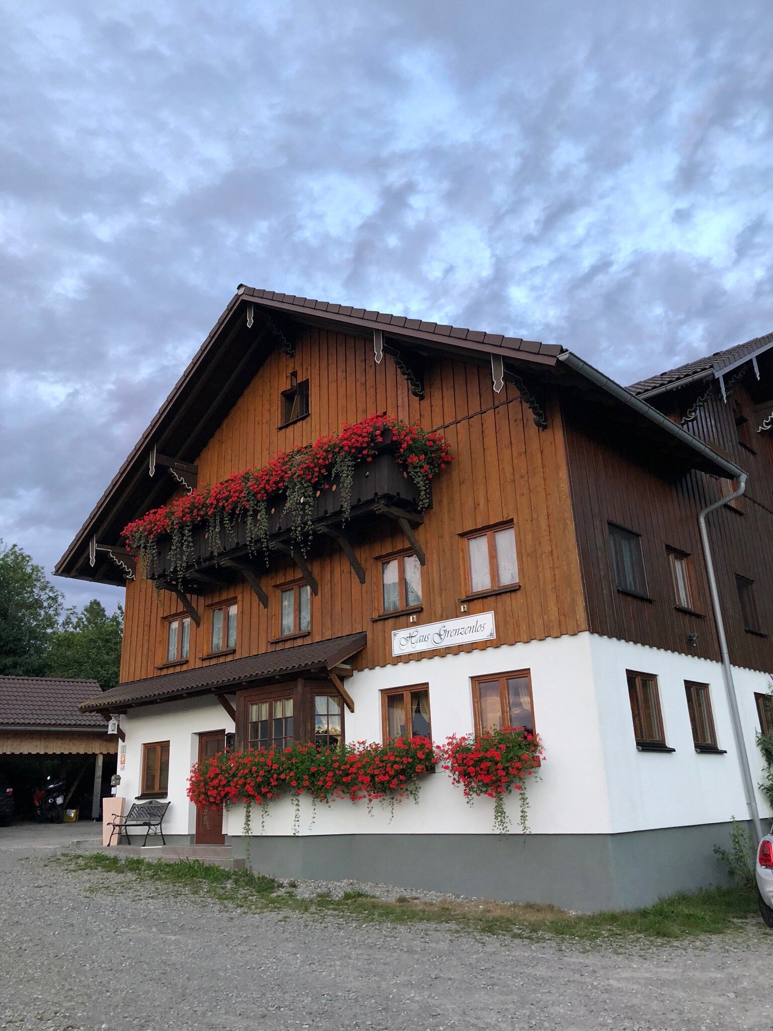 Haus Grenzenlos-官方