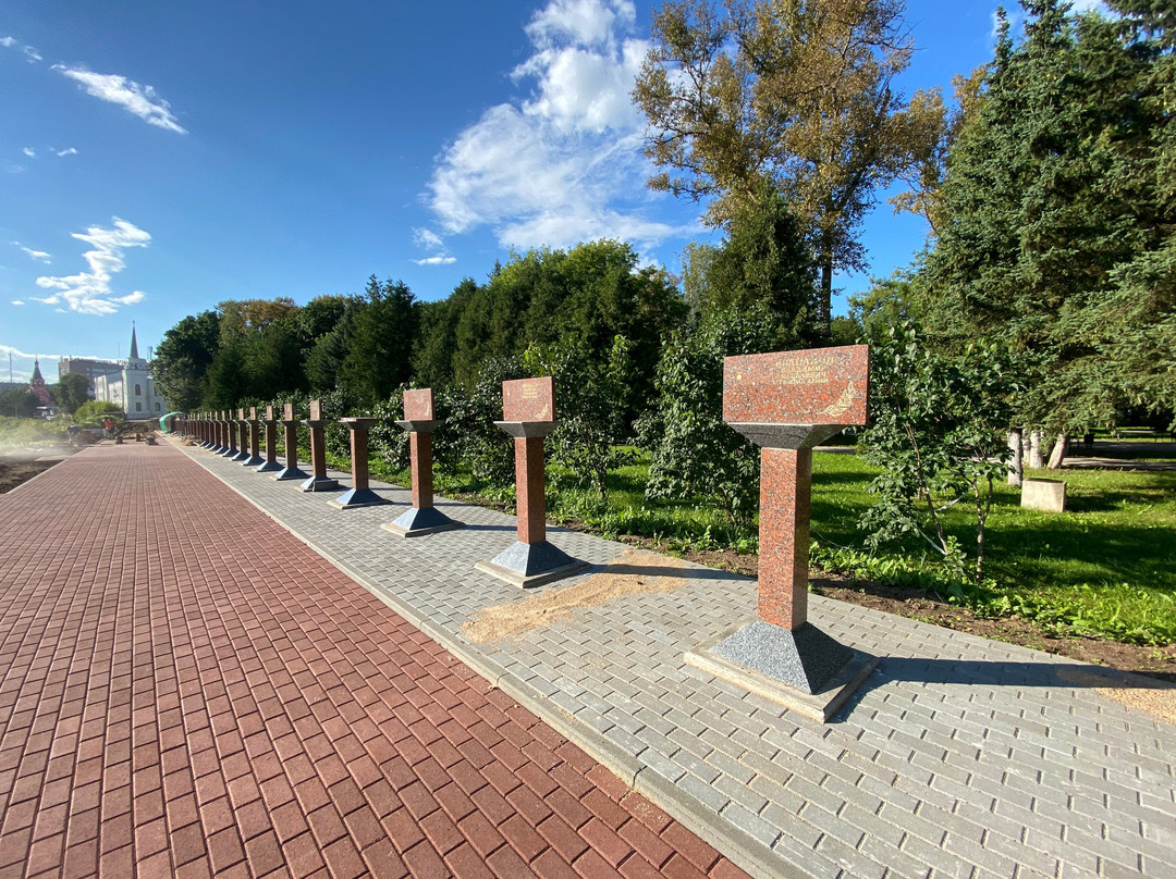 Alleya Geroyev-Rzhev必去景点