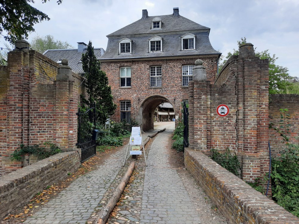 Kloster Graefenthal主图