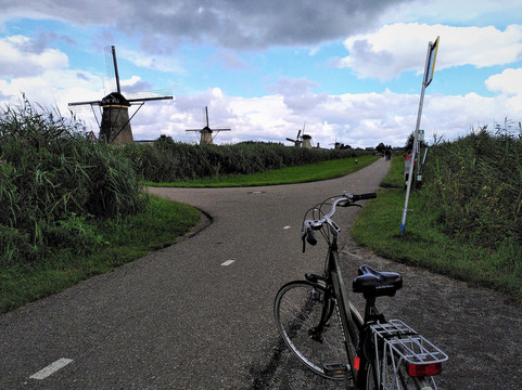 The Neutravel Company and EURO2 Bikes-鹿特丹必去景点