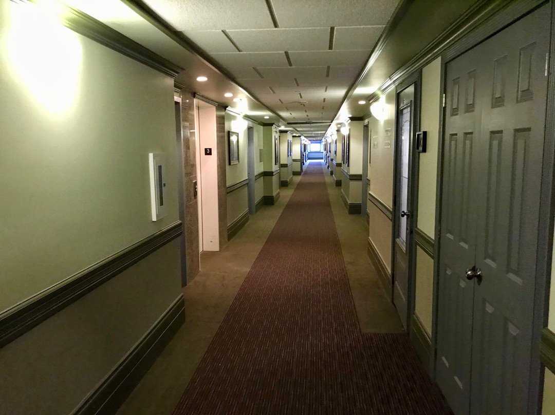 Ramada by Wyndham Hinton主图