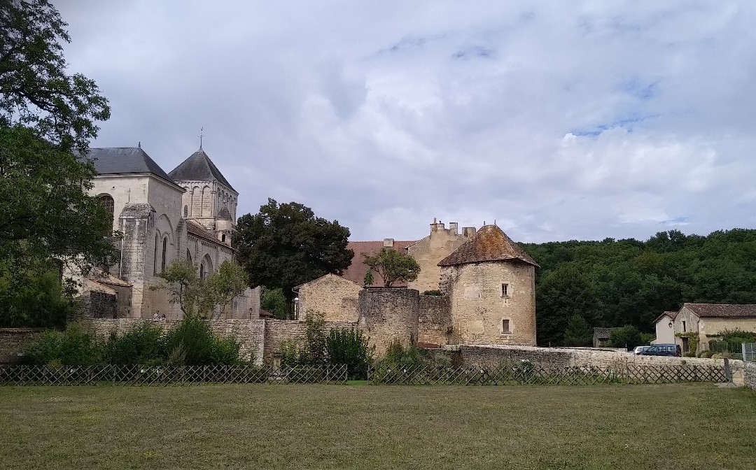 Abbaye de Saint Junien de Nouaillé-Maupertuis景点图片