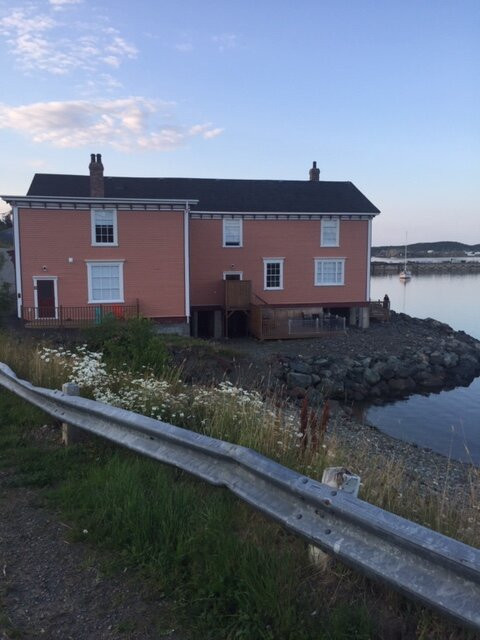 Hodge Premises Inn主图