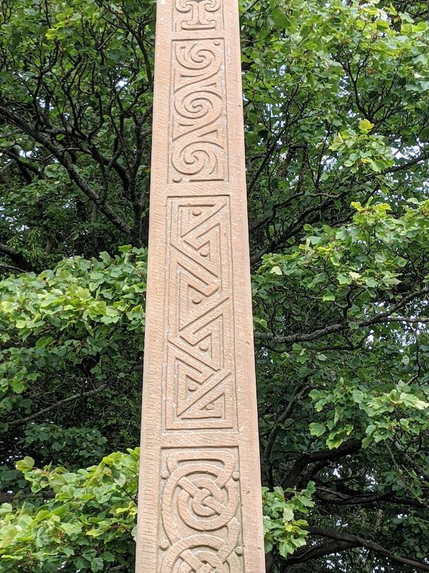Coylton and Rankinston War Memorial景点图片