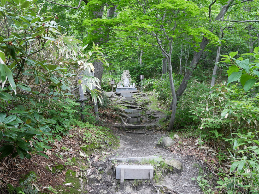 Mt. Osore Sai no Kawara-陆奥市必去景点