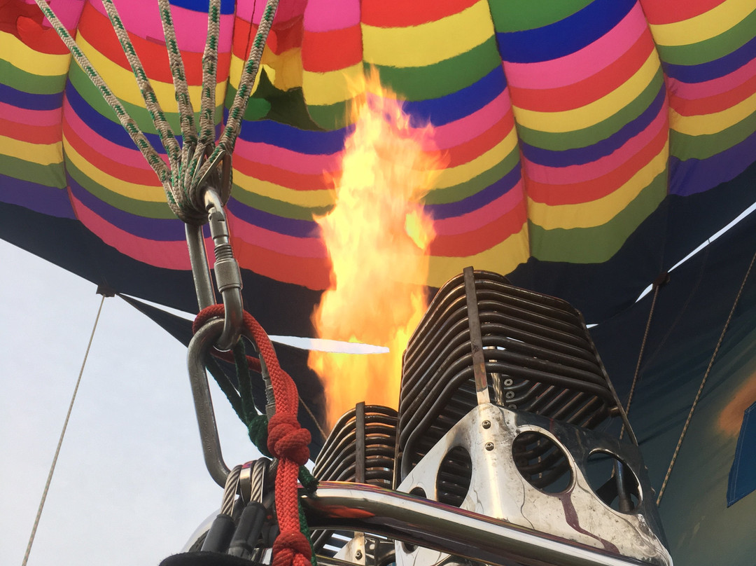 Valley Ballooning景点图片