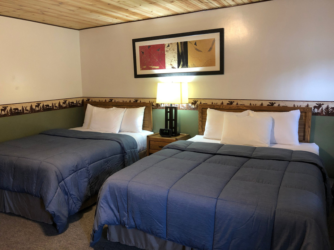 Hilltop Lodge And Cabins by Venserra主图