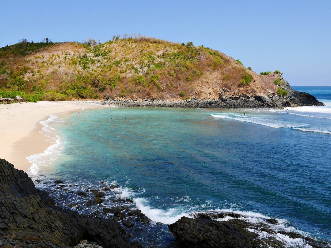 Areguling Beach-龙目岛必去景点