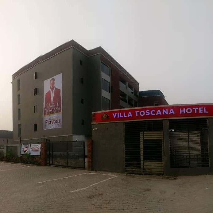 Villa Toscana Hotel Asaba主图