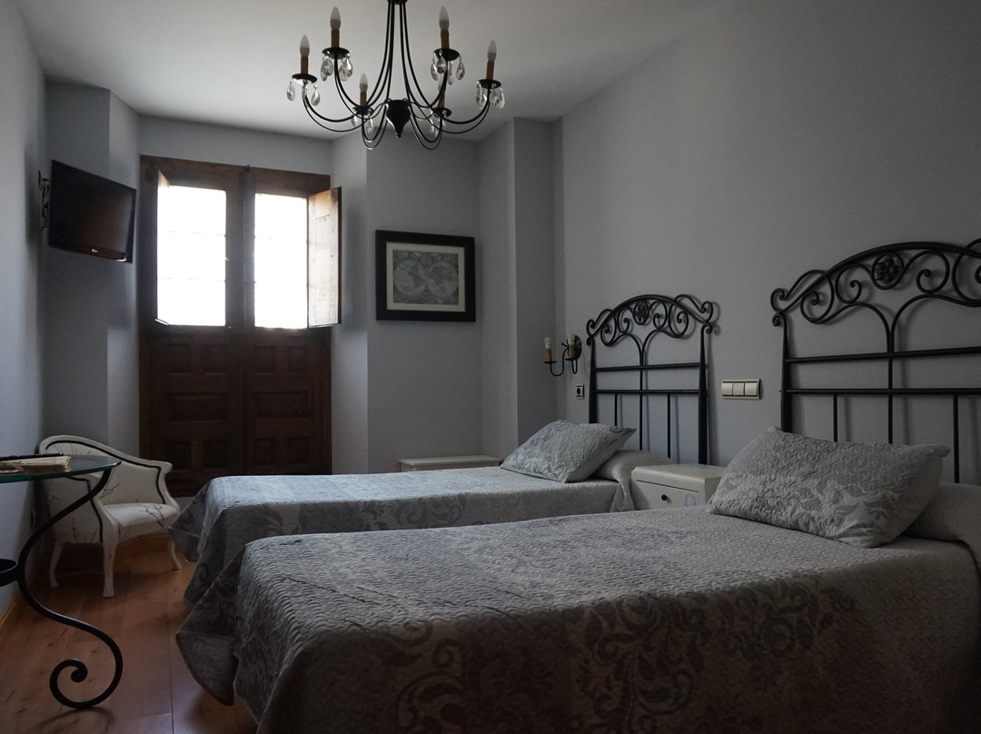 Hotel Arganzon PLAZA主图