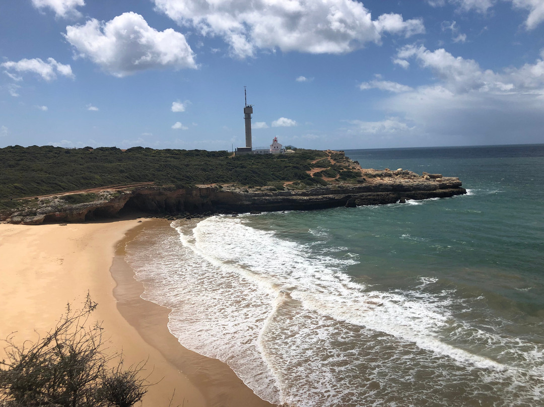 Pintadinho Beach景点图片