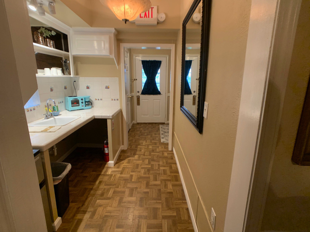 Clipper House Inn主图