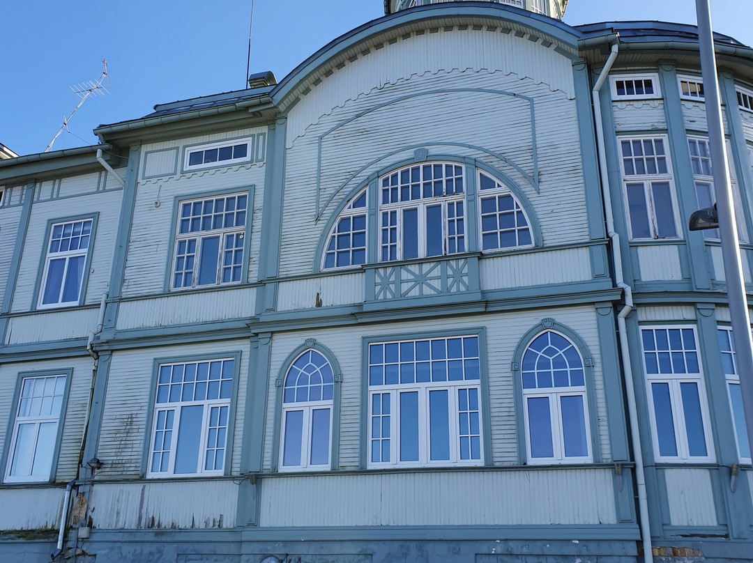 Former bath-house of E.Racene-尤尔马拉必去景点