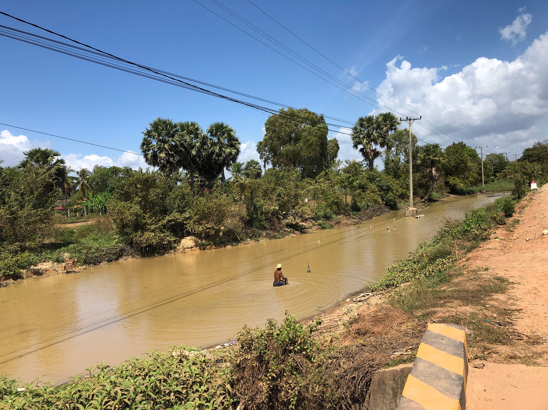 Angkul Beach-白马必去景点