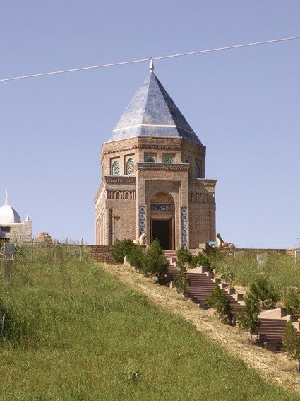 Baidibek Ata Mausoleum-Baidibek Ata必去景点