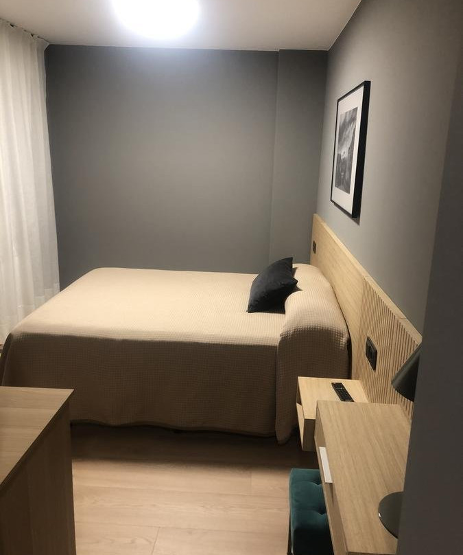 欧罗巴酒店主图