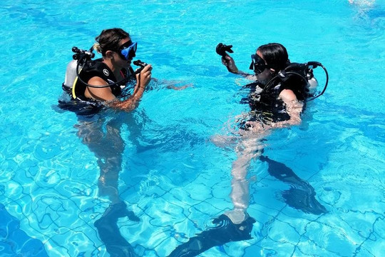 OURANOUPOLI SCUBA CENTER-Ouranoupolis必去景点