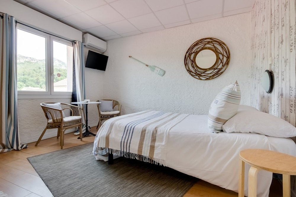 普罗旺斯酒店主图