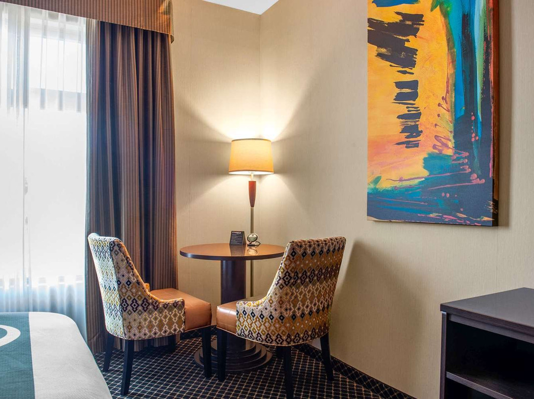 Quality Inn & Suites主图