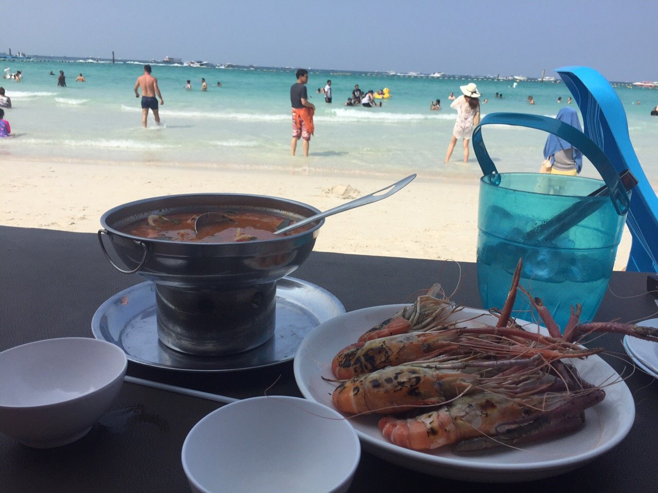 Tawaen Beach Resort-泳池