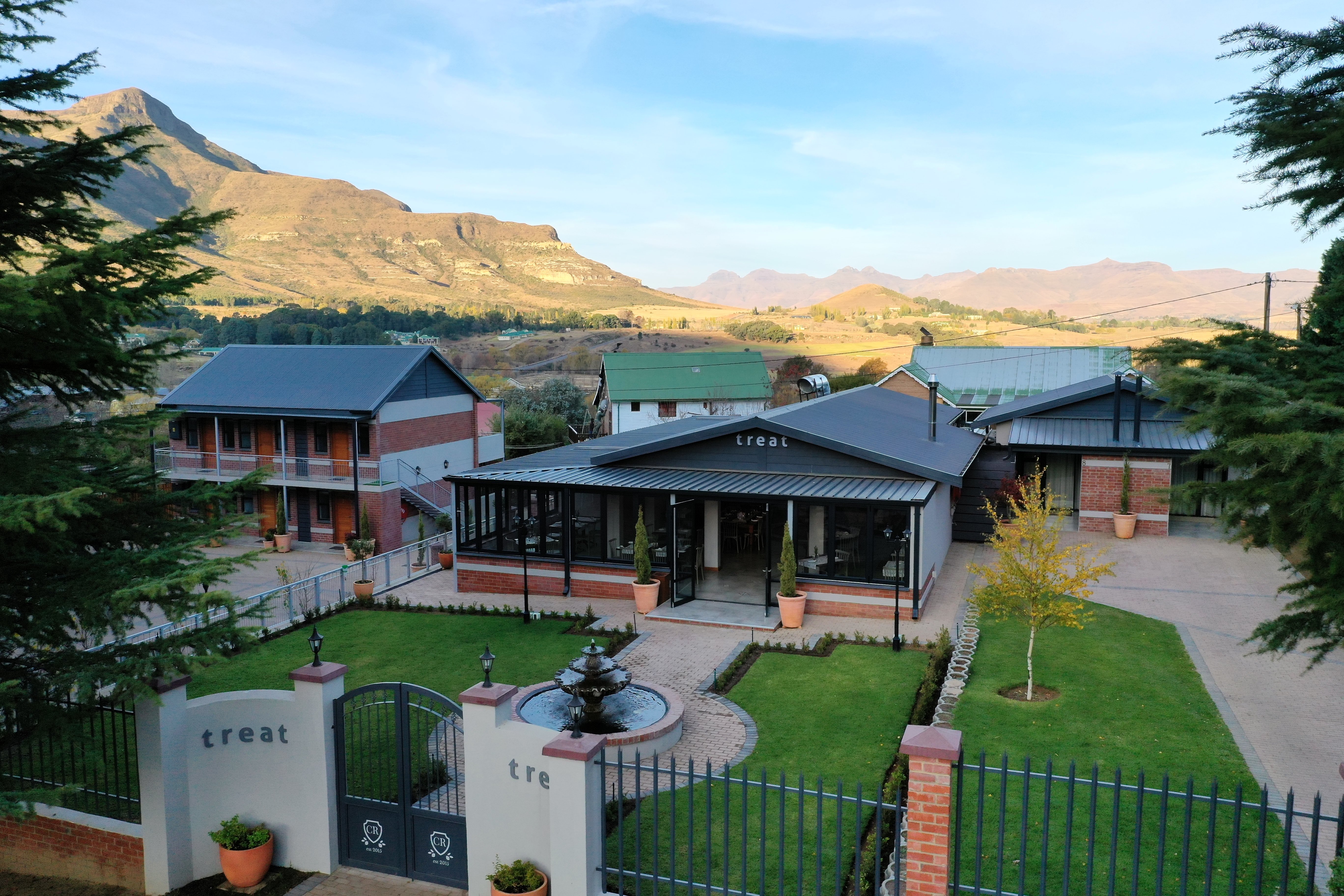 Clarens Retreat-官方