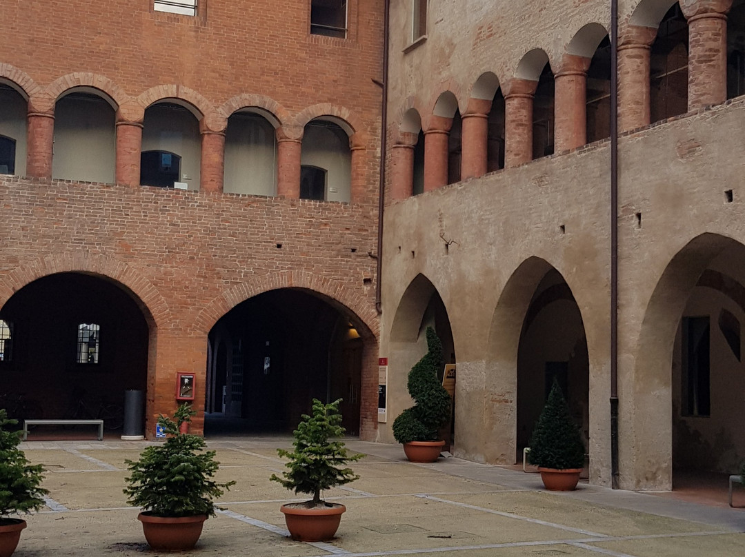 Palazzo Broletto景点图片