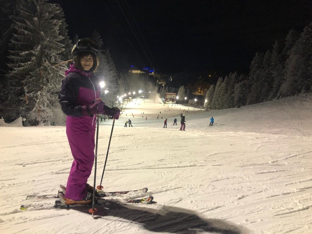 Ski & Snowboard Lessons景点图片