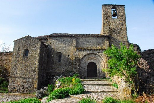 Eglise Sainte-Leocadie-Fontjoncouse必去景点