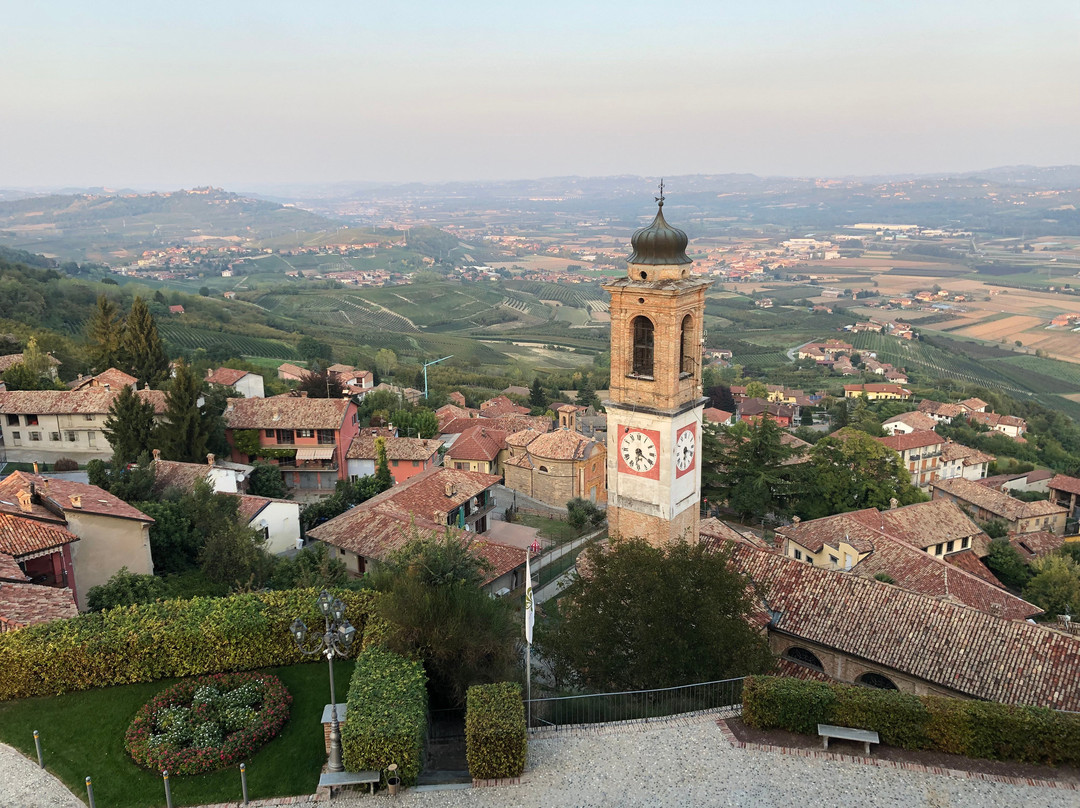 Castello Di Guarene主图