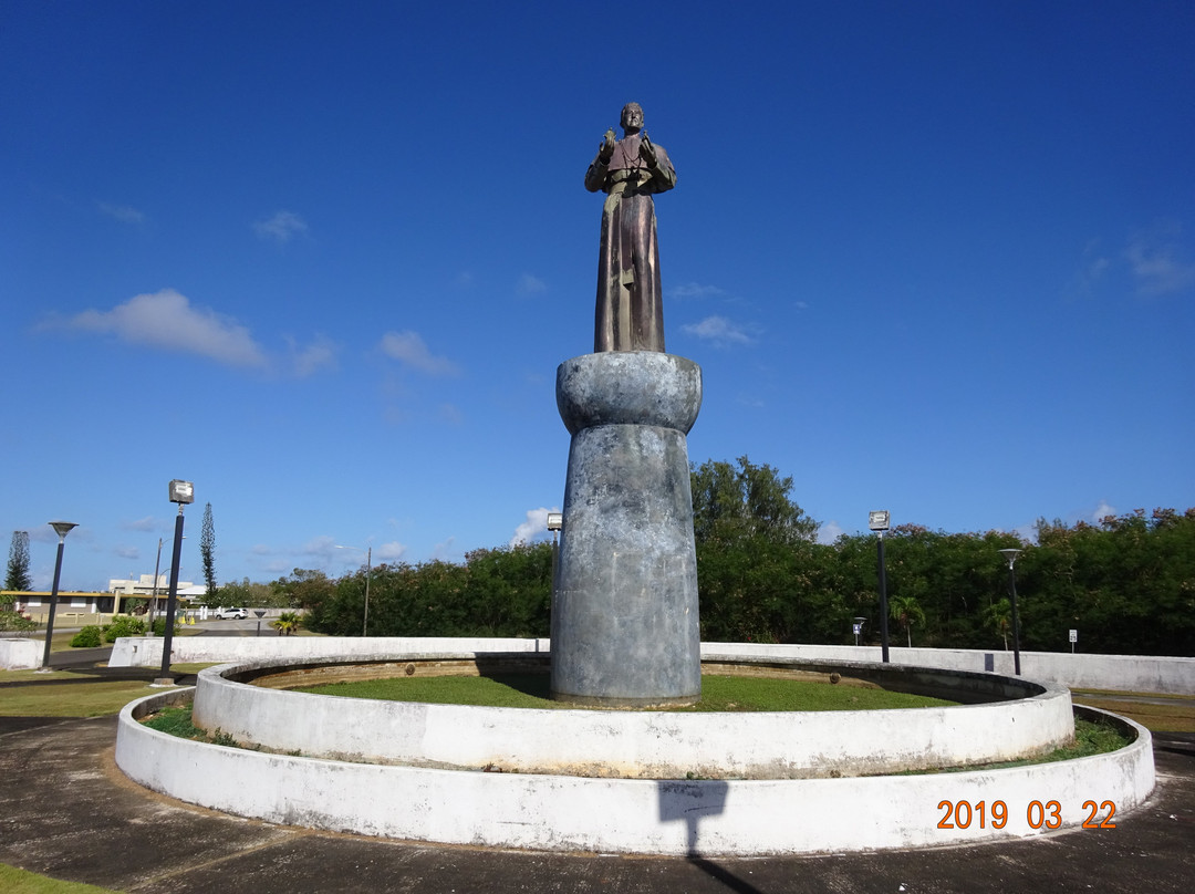 Archbishop Felixberto Flores Memorial Circle-塔穆宁必去景点