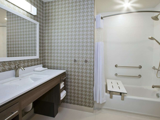 Home2 Suites by Hilton West Bloomfield Detroit主图