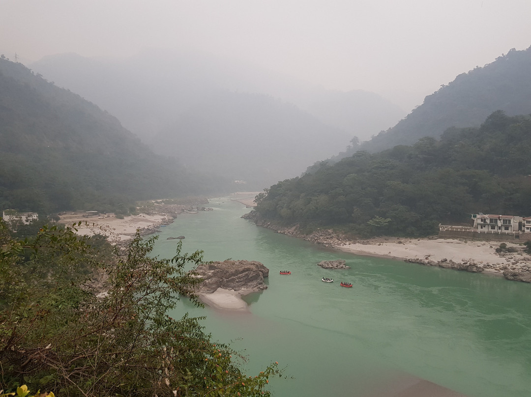 Aloha On The Ganges主图