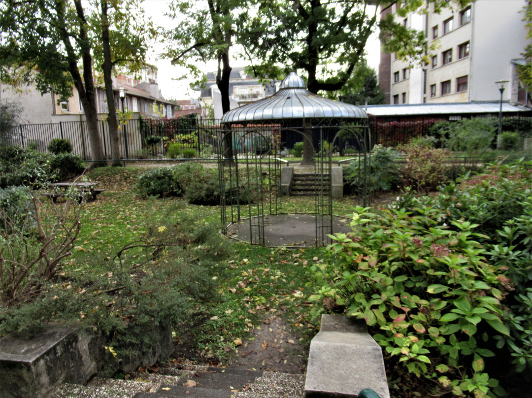 Square François Mitterrand景点图片