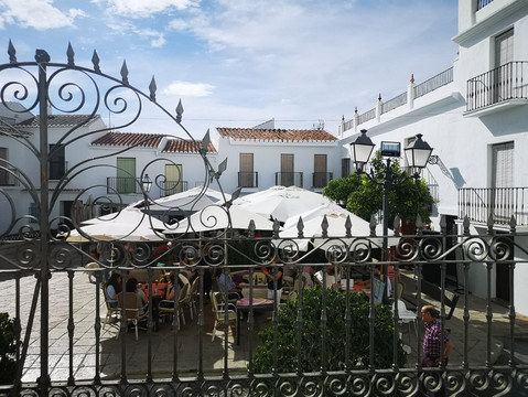 Church Square-弗里希利亚纳必去景点