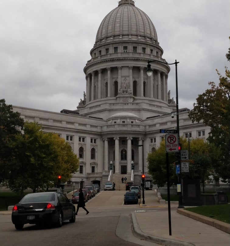 Dane County Farmers' Market-麦迪逊必去景点