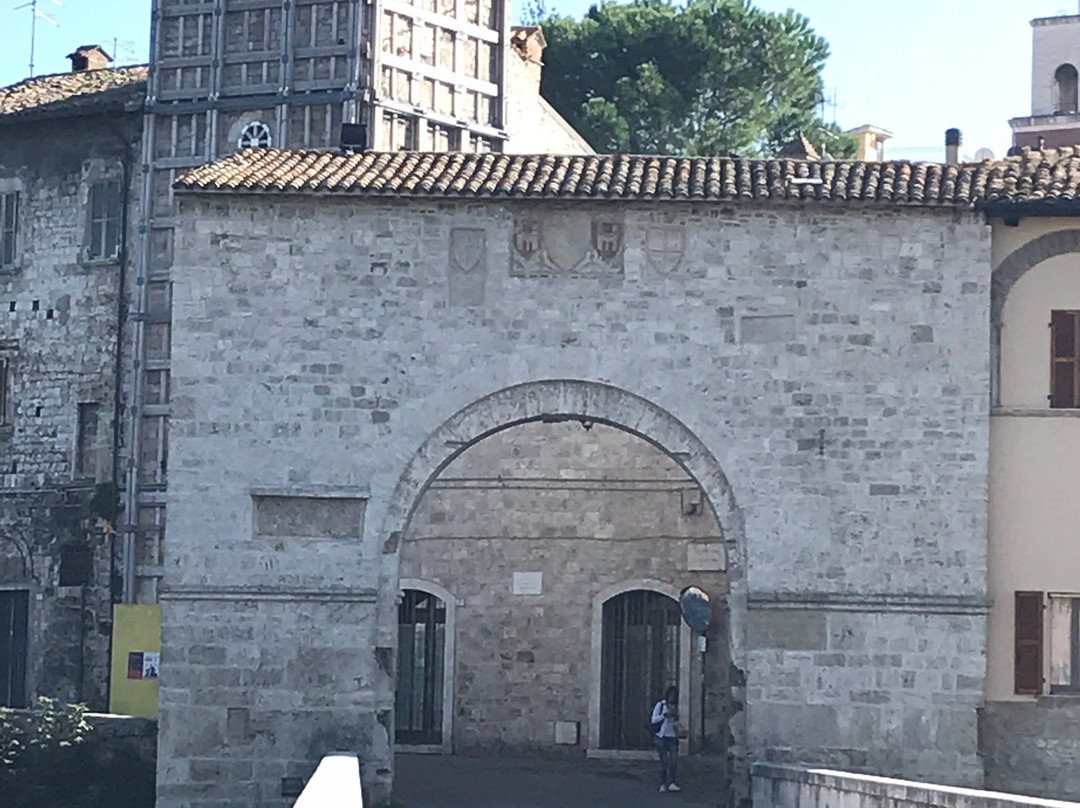 Porta Solesta-阿斯科利皮切诺必去景点