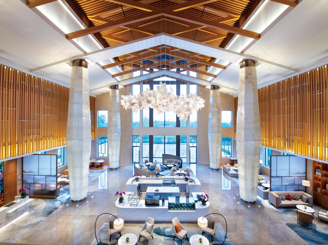 湖州皇冠假日酒店主图