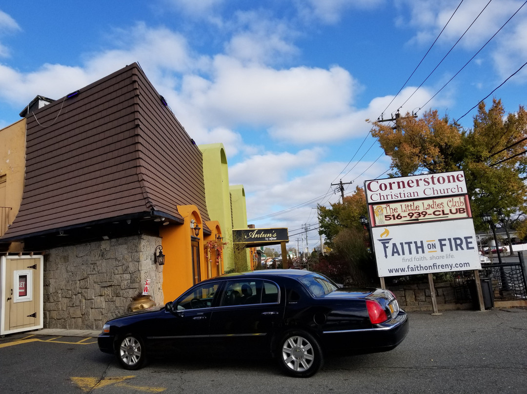 Hicksville Taxi And Airport Service景点图片