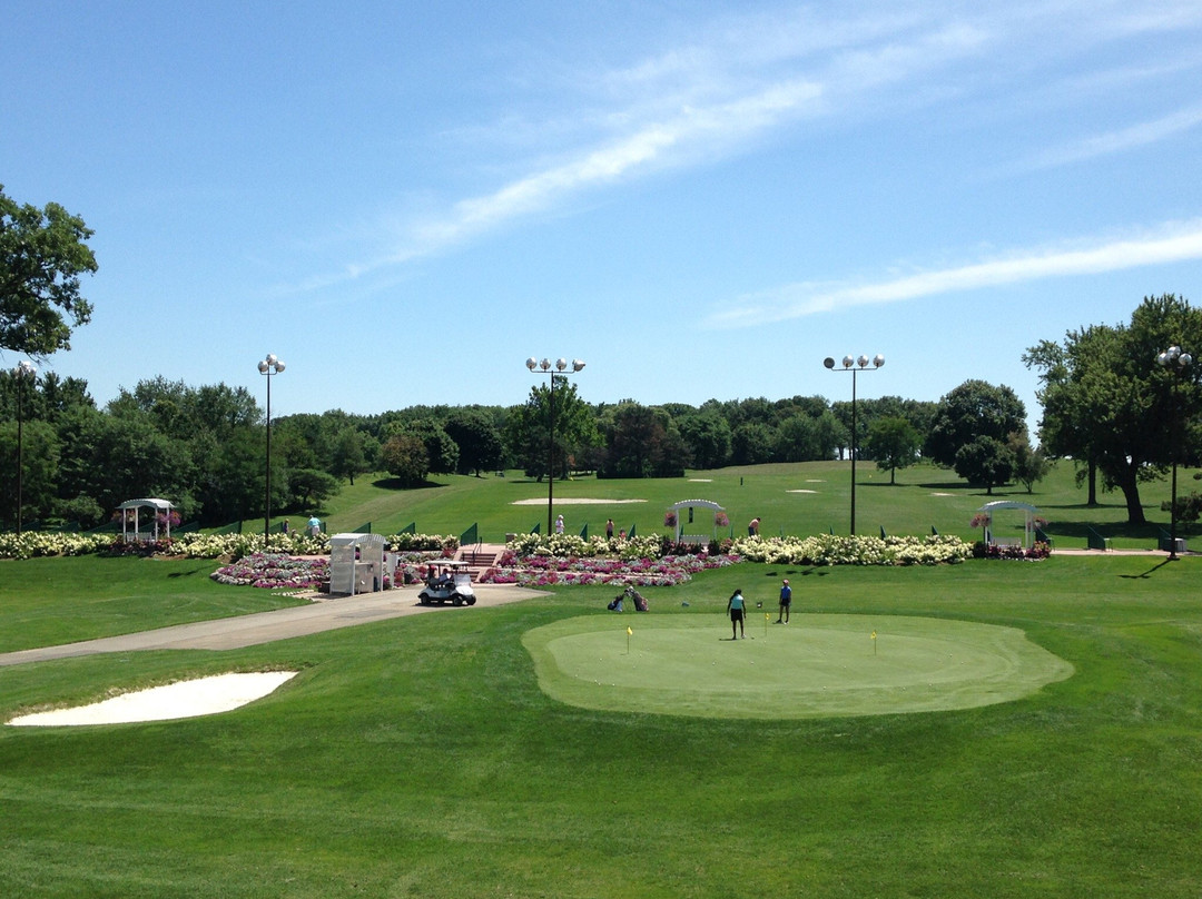 Arrowhead Golf Club-Wheaton必去景点