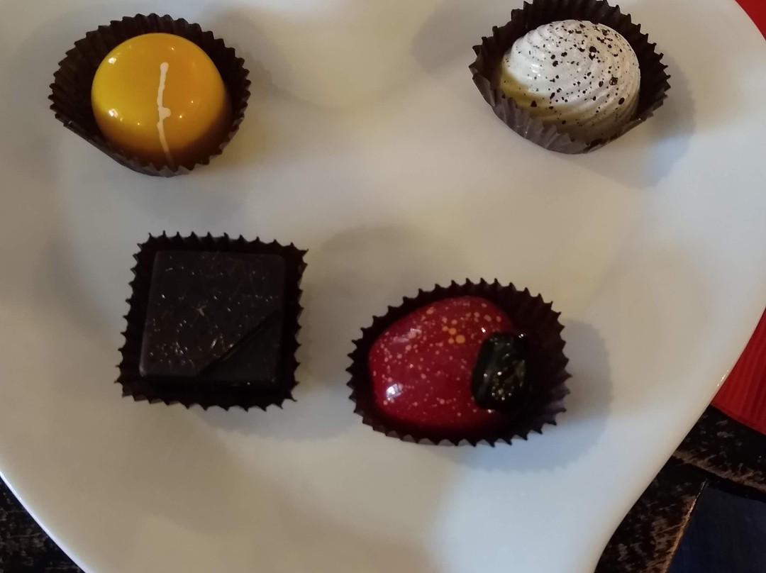 Wine Loves Chocolate景点图片