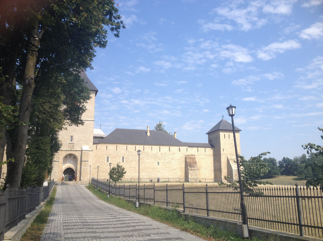 Dragomirna Monastery景点图片
