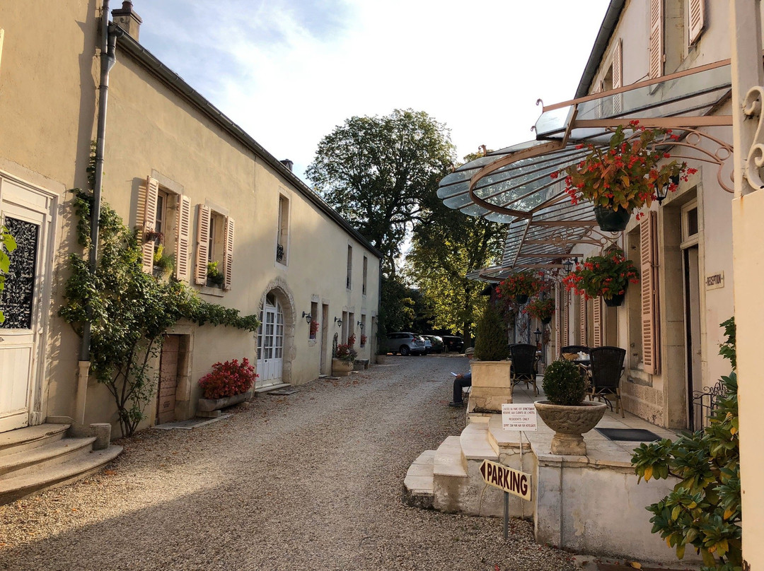 Hôtel les Charmes主图