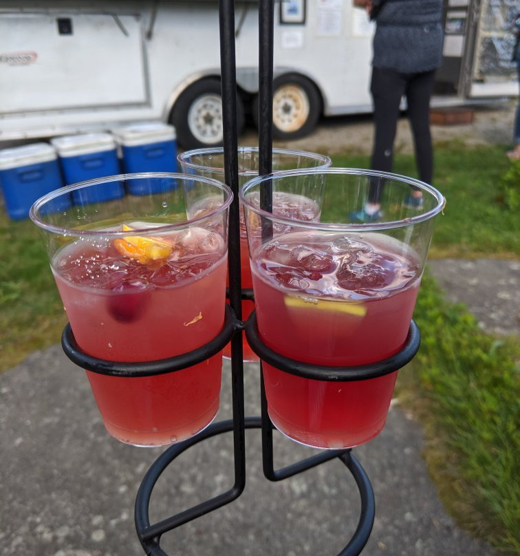 Vandervalk Farm & Winery-Mendon必去景点