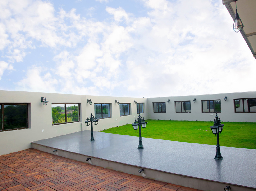 Hotel Runway Inn主图