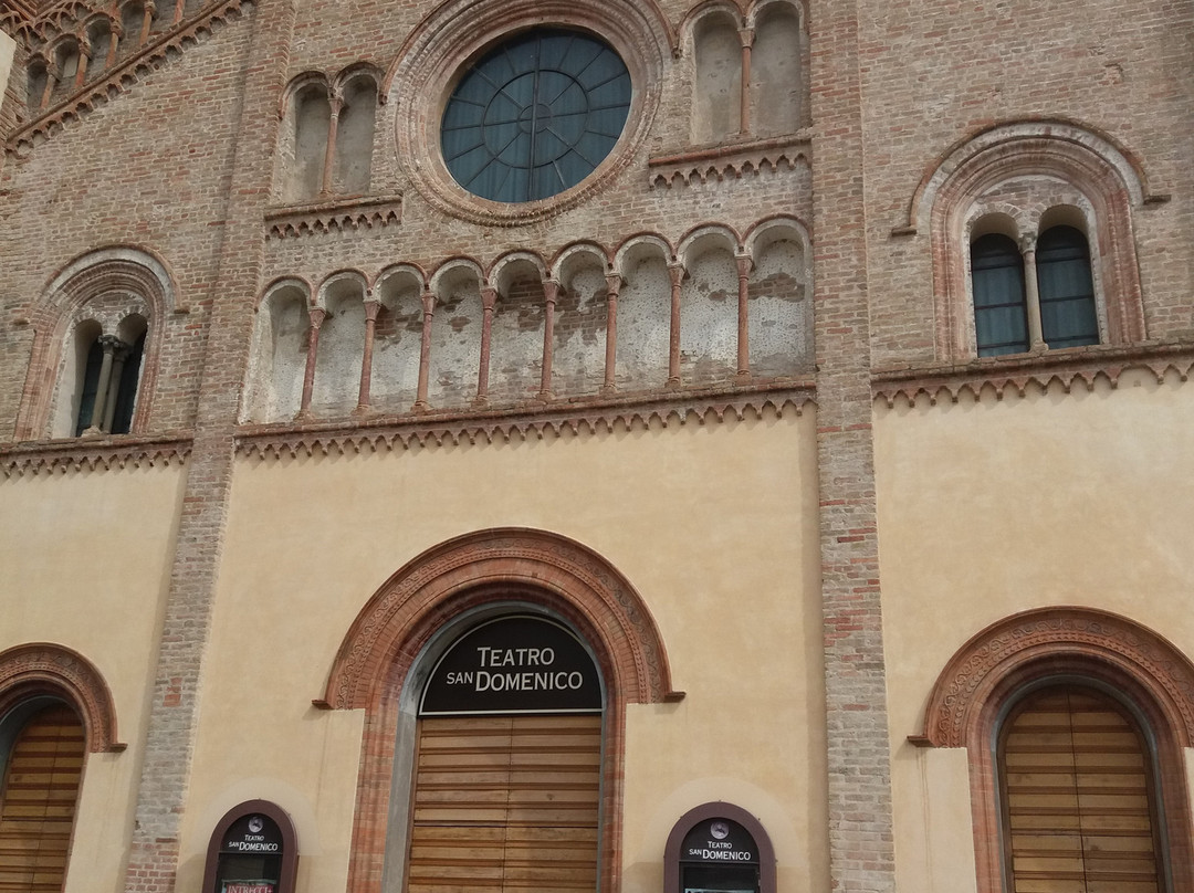Teatro San Domenico-克雷马必去景点