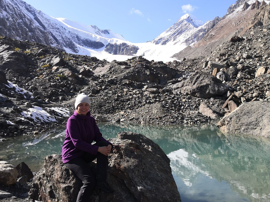 Glacier Aktru景点图片
