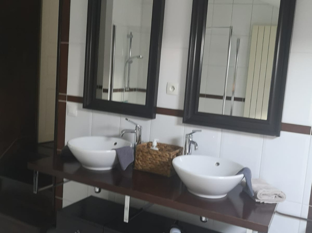 Ainsi de Suites主图