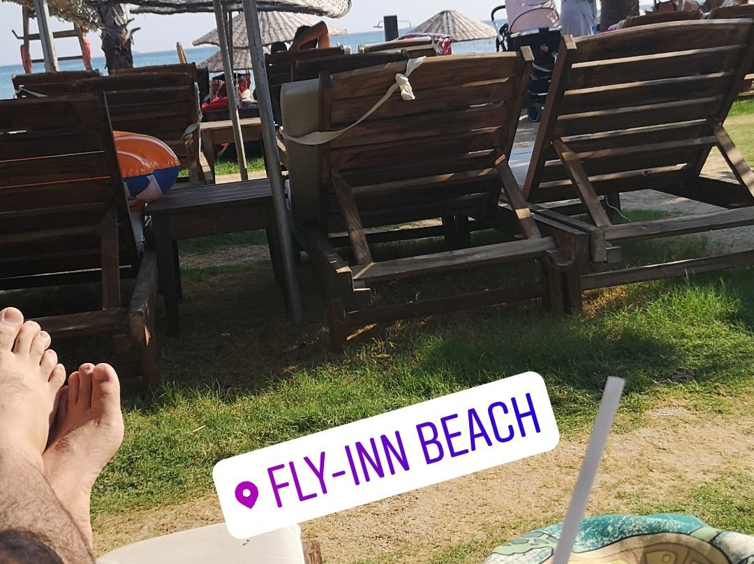 Flyinn Beach景点图片
