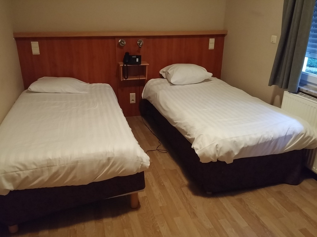Hôtel Le Midi主图