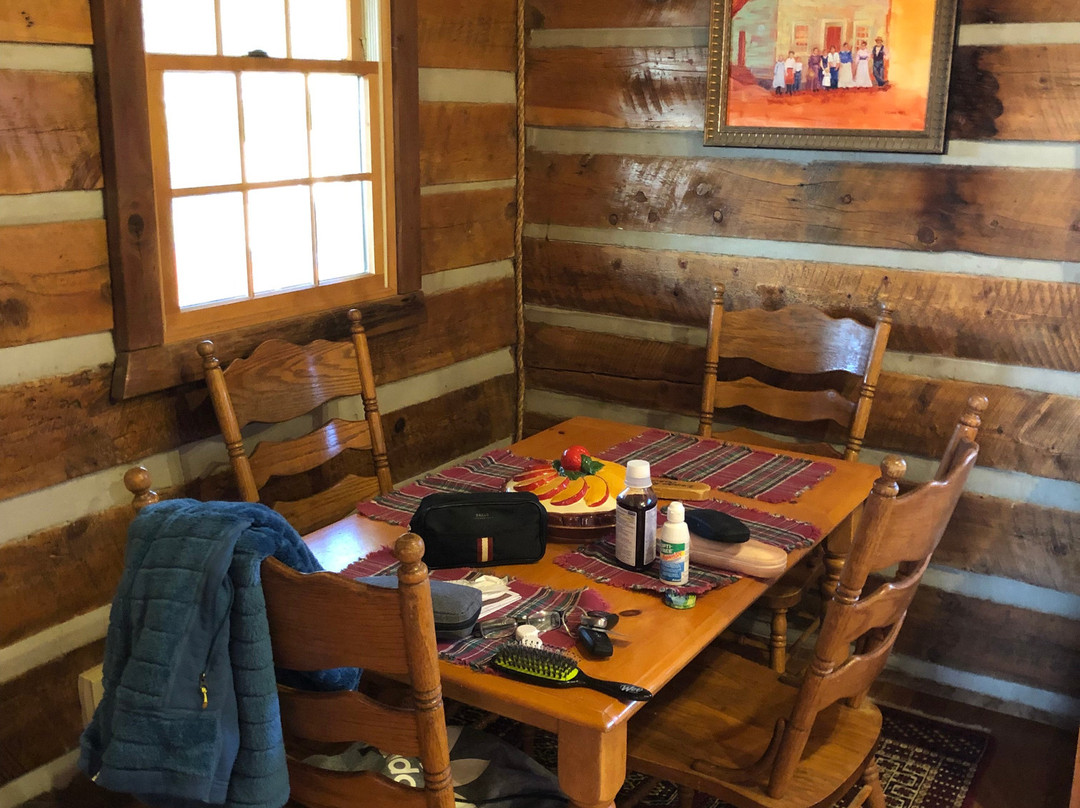 Slot Canyons Inn主图